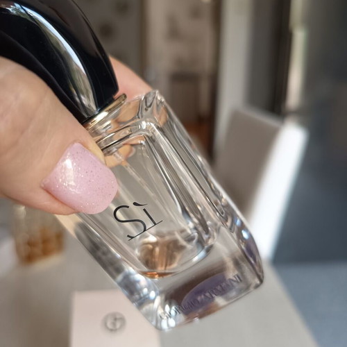 Giorgio Armani Si perfume bottle used, empty with about 2ml
