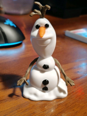 Olaf figure from Kinder Maxi Easter egg new