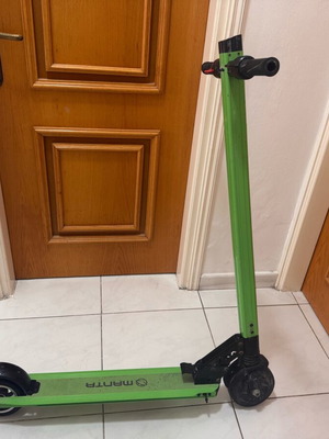 Electric scooter used with electric issue, no charger