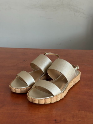 Δερμάτινο γυναικείο πέδιλο Salvatore Ferragamo καινούργιο χρυσαφί μέγεθος 36