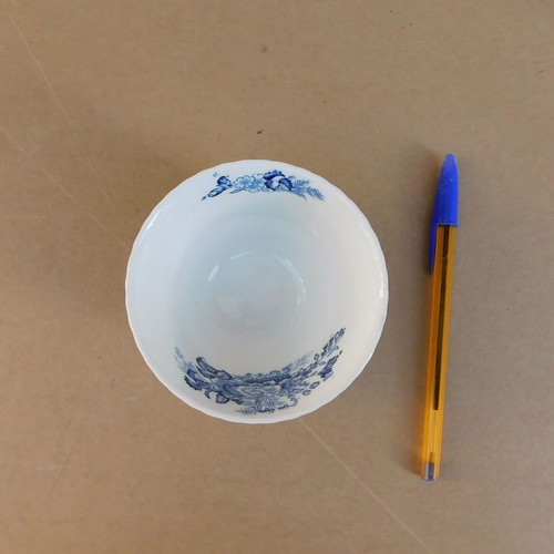 Mason's porcelain mug vintage like new