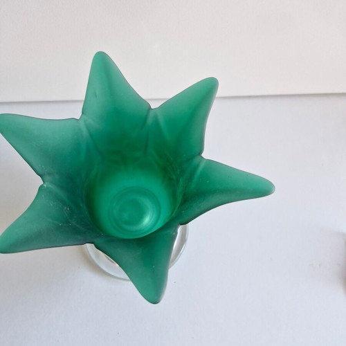 Decorative tulip-shaped ornament made of green matte glass with clear base like new