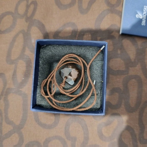 Swarovski pendant brown-pink with leather strap new