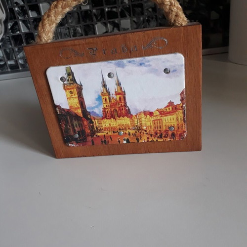 Souvenir like new
