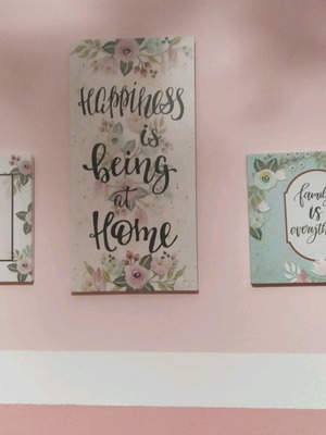 Triptych canvas like new