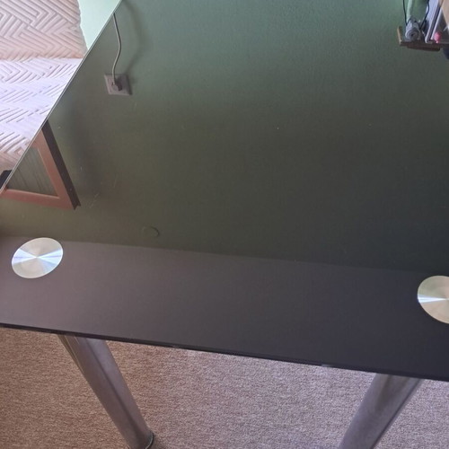 Glass table used