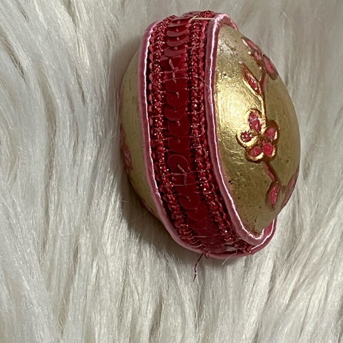 Easter egg used handmade with crochet and beads