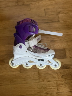 Rollers size 34-37, purple, like new, 4 wheels
