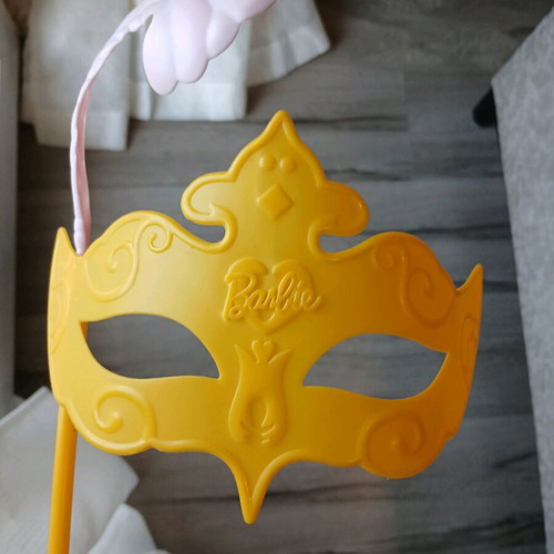 Barbie Mask The Three Musketeers like new