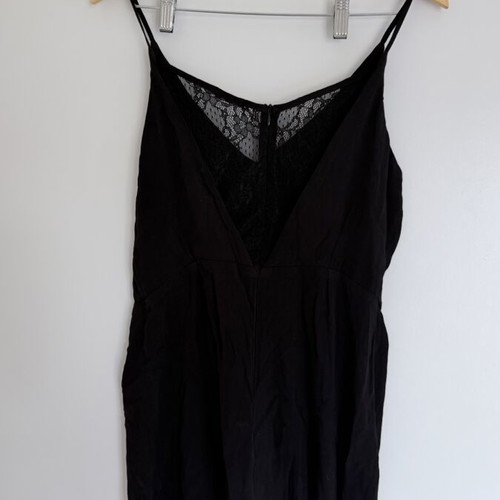 BSB one-piece shorts used, size large, black