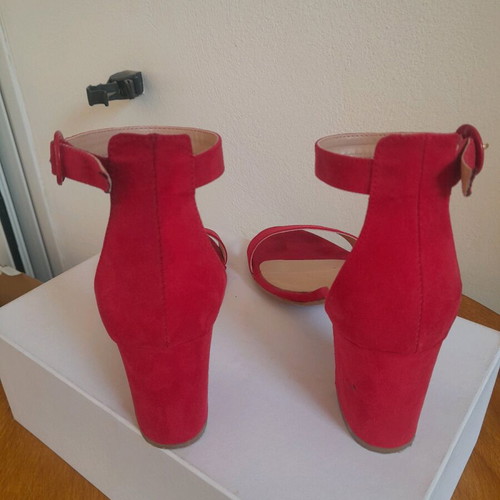 Suede red sandals used No.37 with leather insole