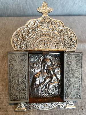 Traveling Icon of the Virgin Mary Triptych used, 11cm x 8cm open