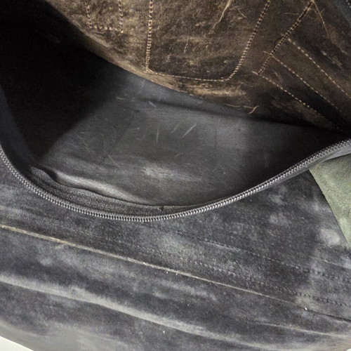 Vintage leather briefcase used, black, 42x35cm