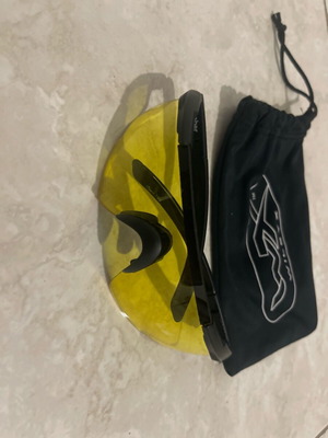 Wiley X Saber frame with yellow lens like new