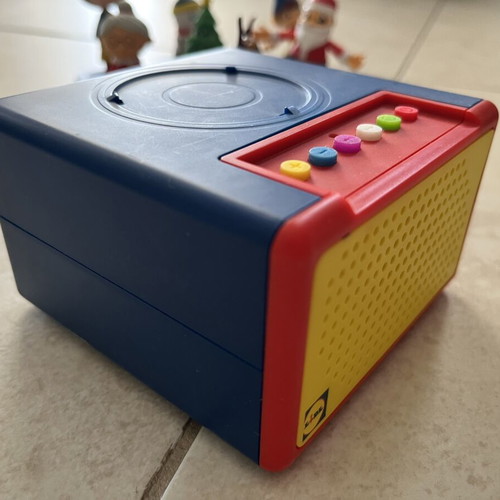 StoryLand Lidl speaker with 6 collectible figures
