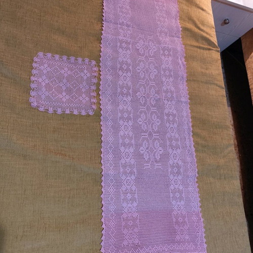 Knitted doily and napkin new, set with pink two-tone design