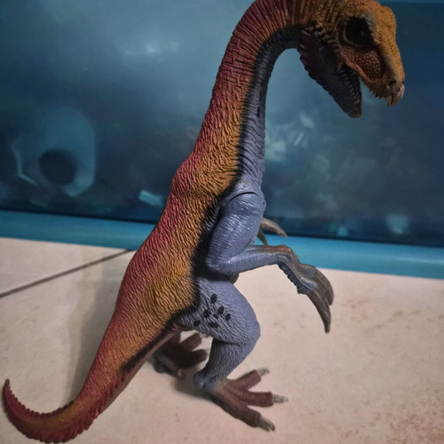Therizinosaurus Schleich dinosaur figure used