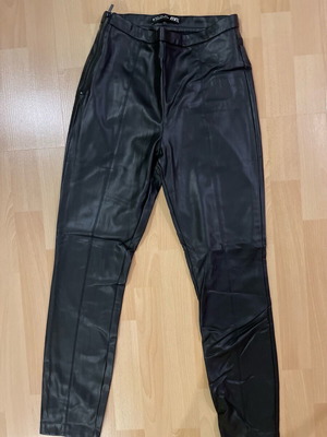 Zara high-waisted leggings like new, black leather texture