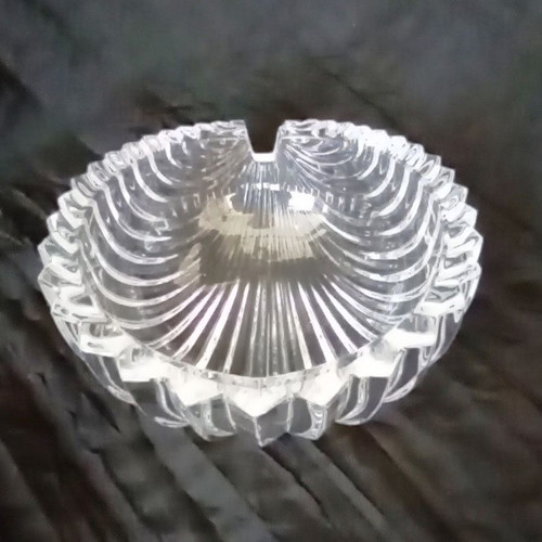 Crystal ashtray shell design like new, decorative bowl 10 cm
