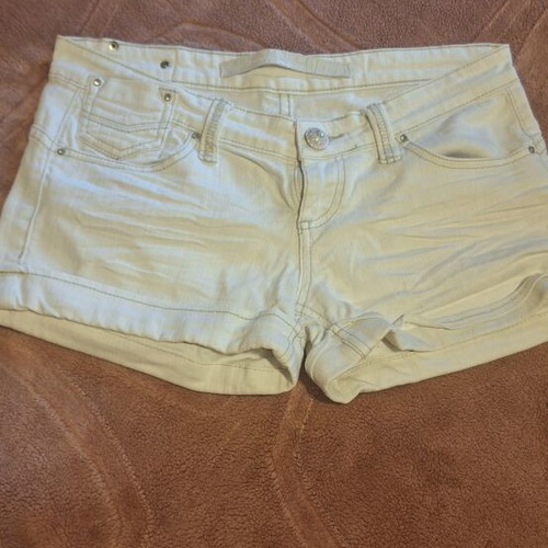 Stradivarius white elastic jeans shorts used, size M 38 10
