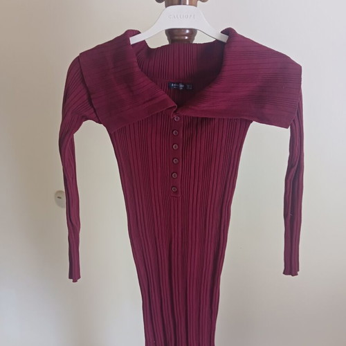 Stradivarius fitted knitted short dress, burgundy
