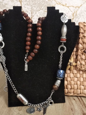 Vintage Boho Necklace like new, metal and wood with charms