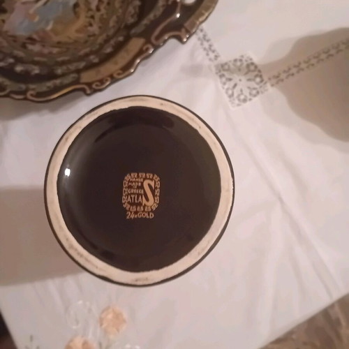 Handmade ceramics with 24 carat gold, set of 4 pieces