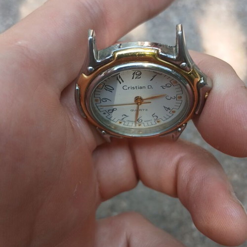 Cristian D Japan Movt wristwatch like new, gold and silver