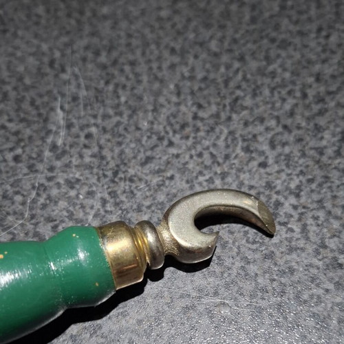 Black & White Scotch Whisky Cork Puller vintage, used