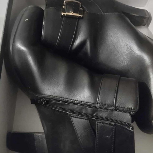 Black ankle boots size 41 used with conical heel and buckle