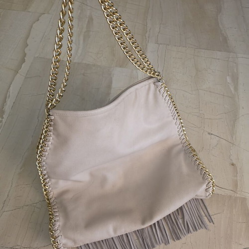 Shoulder bag with fringe