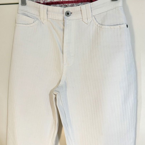 White long jeans XS/S like new with embossed striped pattern