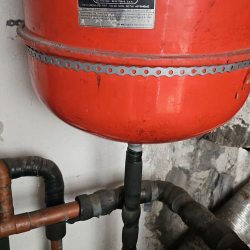 Πλήρες σύστημα πετρελαίου θέρμανσης 50.000 θερμίδων μεταχειρισμένο με καζάνι αποθήκευσης