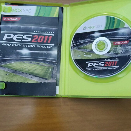 Pes 2011 Pro Evolution Soccer Xbox 360 used with manual