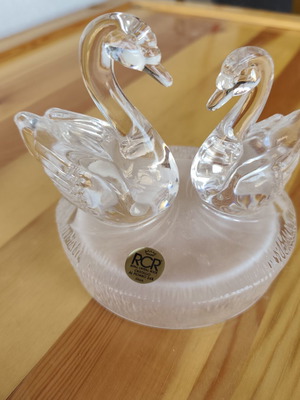 Crystal decorative swans like new by RCR Royal Crystal Rocks