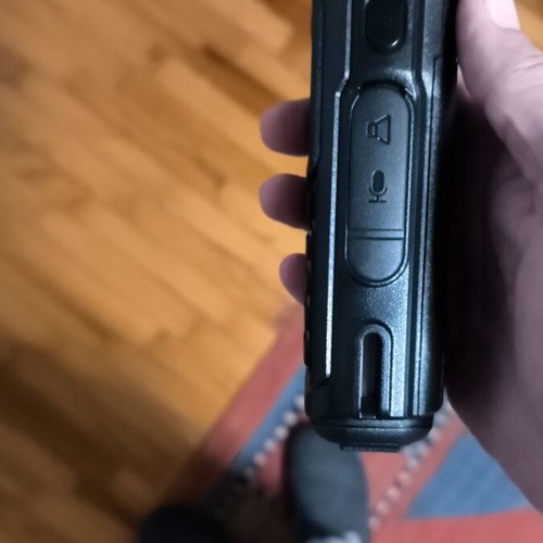 Baofeng 8 watt wireless radio like new with case and flashlight