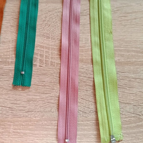 Zippers new, pack of 9 various colors and lengths