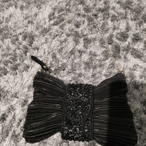 Evening bag new in black color with chain strap