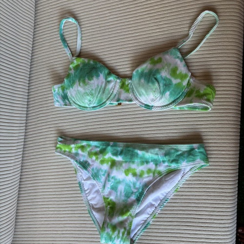 Victoria's Secret ribbed bikini green and white sky print size S new without tags