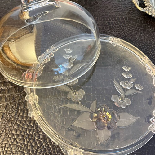 Vintage crystal serving dish used with lid