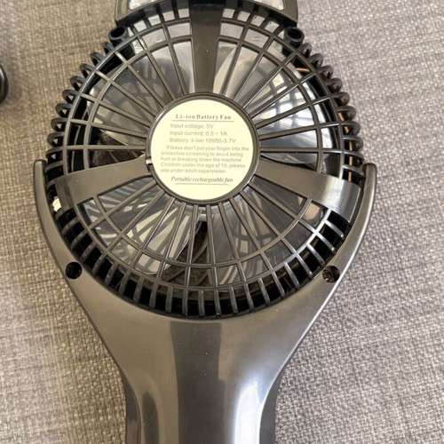 Lileng 853 Portable Mini Misting Fan used with Waterproof Phone Pouch