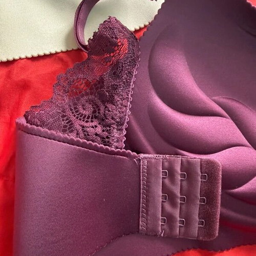 Primark bras 2 pieces 75D new, eggplant and beige colors