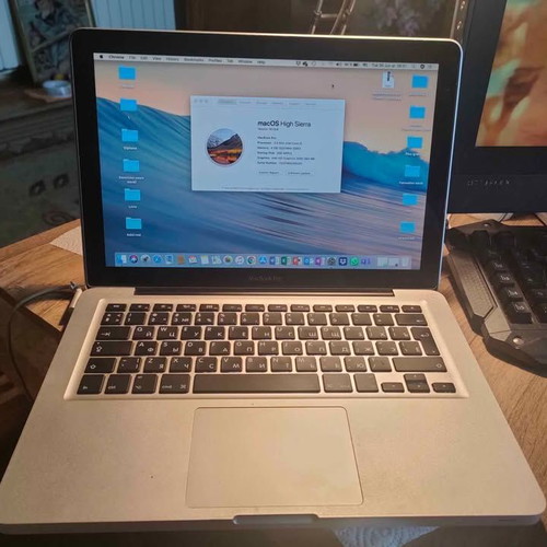 MacBook Pro 13-inch Intel Core i5 4GB RAM 256GB SSD used