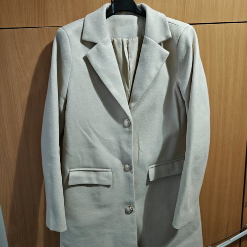 Women's beige coat like new, size M