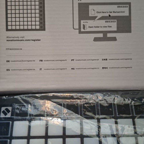 Novation Launchpad Mini MK3 like new MIDI controller for Ableton Live