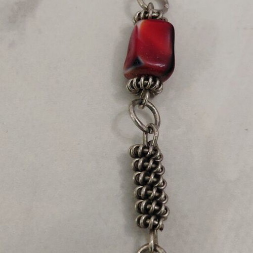 Vintage women's necklace from the 70s, used