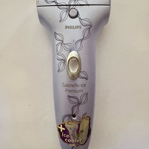 Satinelle Ice Premium hair removal and shaving device used