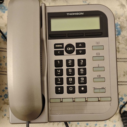 Thomson IP phones used, pack of 5, compatible with VoIP/SIP