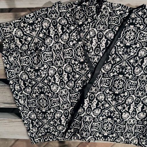 Shorts pack of 3 like new, pink and patterned fabrics