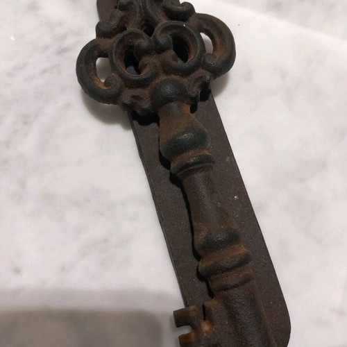 Iron door latch used, size 22